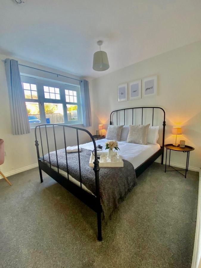 Apartamento Chase Heights Rugeley Exterior foto
